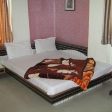 Hotel Angan Residency Ahmedabad Exterior foto